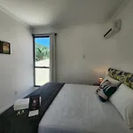 Apt C/ Churrasqueira Na Lagoa Da Conceicao Sro0002
