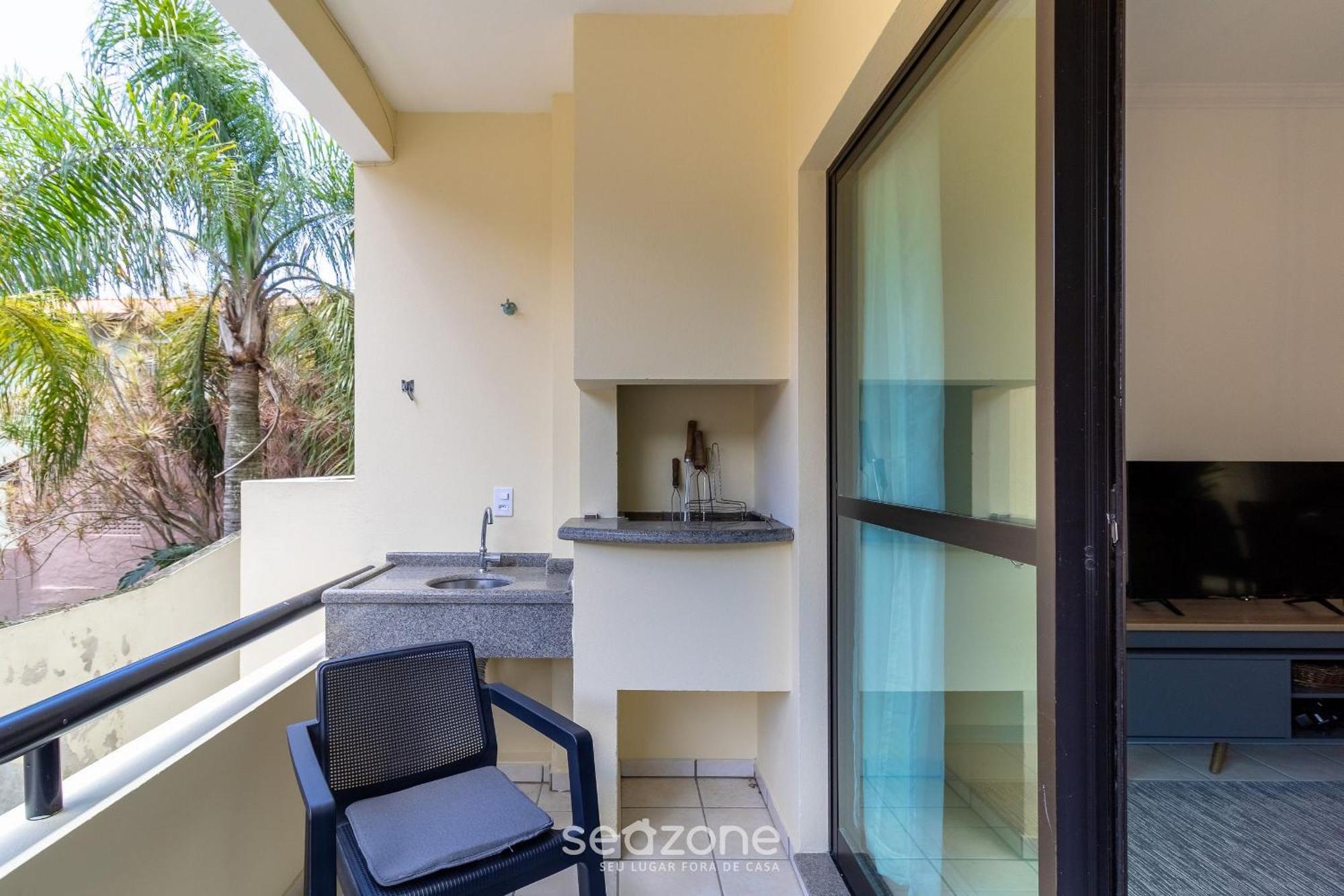 Apartamento C/ Churrasqueira Na Lagoa Da Conceicao Sro0002 *